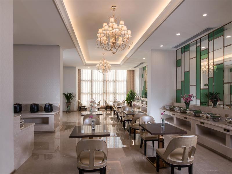 Vienna Classic Hotel Dongguan Changan Xiandai Extérieur photo